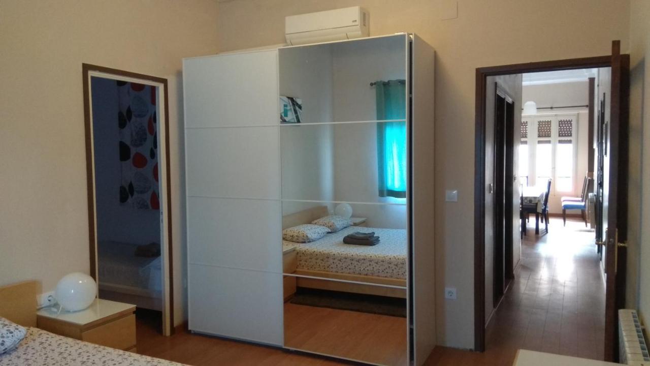 Apartamentos Turia Valencia Exteriör bild