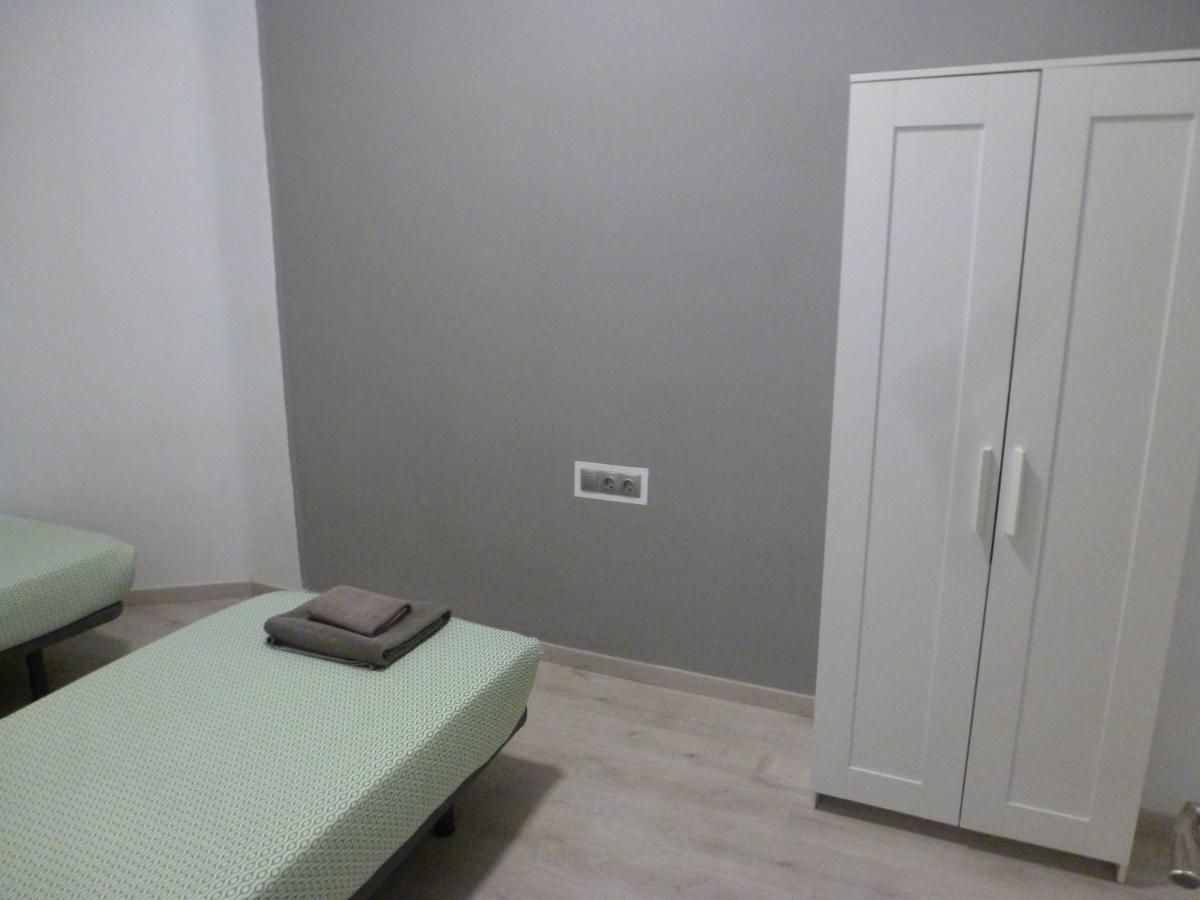 Apartamentos Turia Valencia Exteriör bild